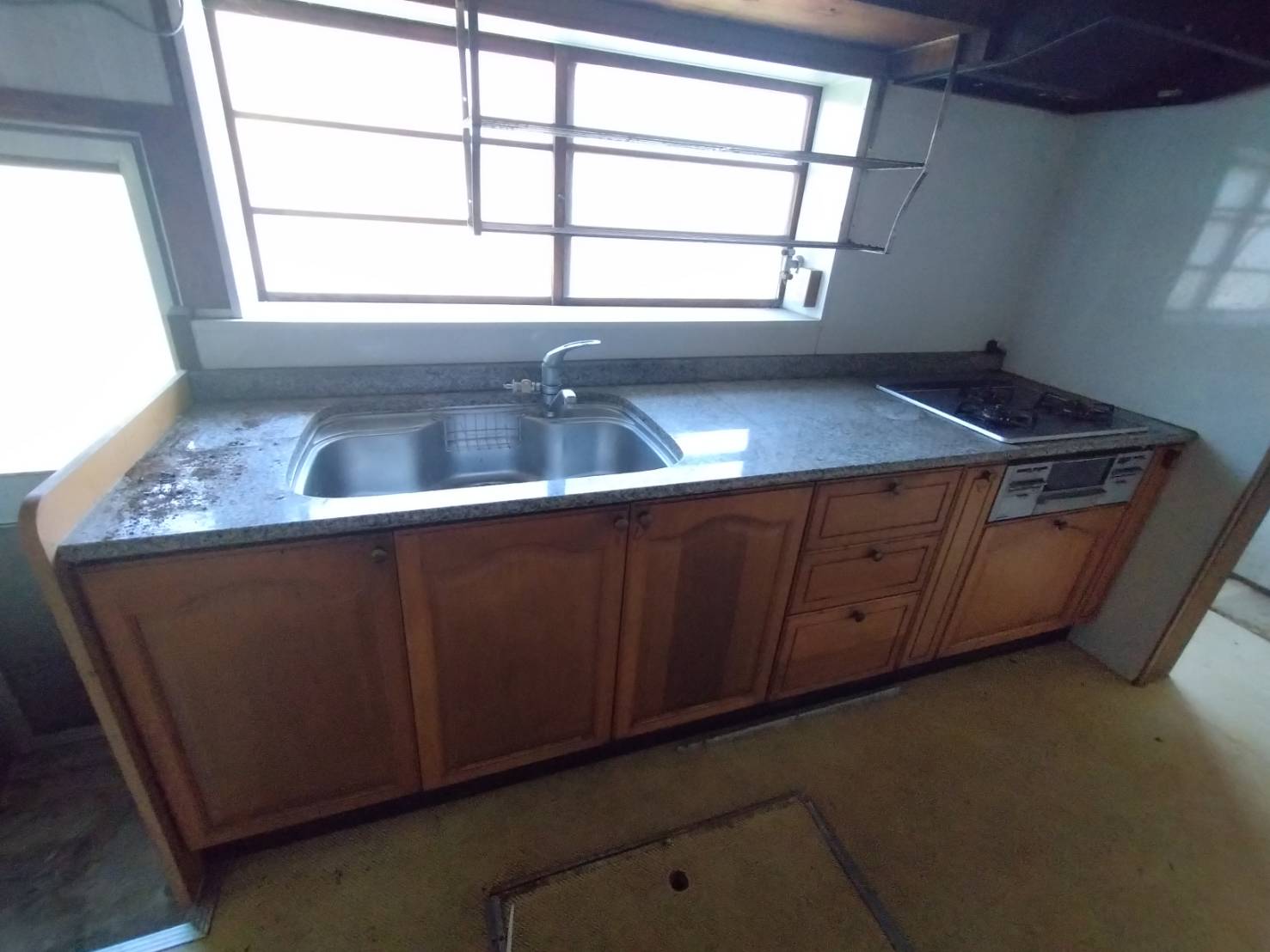 あま市金岩上屋敷貸家のキッチン写真