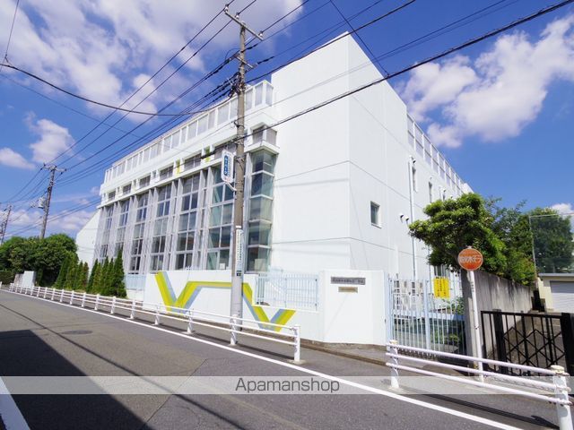小学校　武蔵野市立井之頭小学校（小学校）まで795m