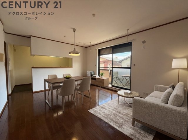 居室・リビング　２面採光の明るいお部屋です。