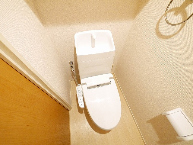 トイレ　コンパクトで使いやすいトイレです