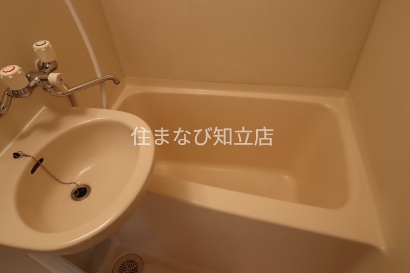 バス・シャワールーム　同型別部屋写真