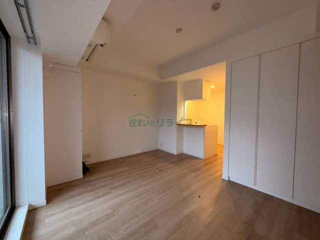 WASEDA APARTMENTの居間写真