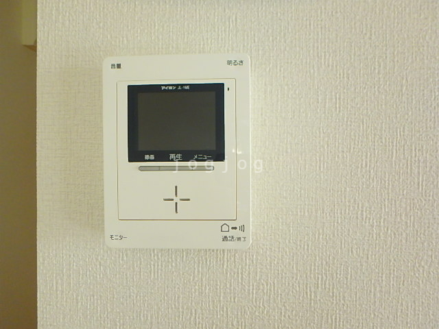 セキュリティ　モニター付きインターホンで来客確認も安心です！