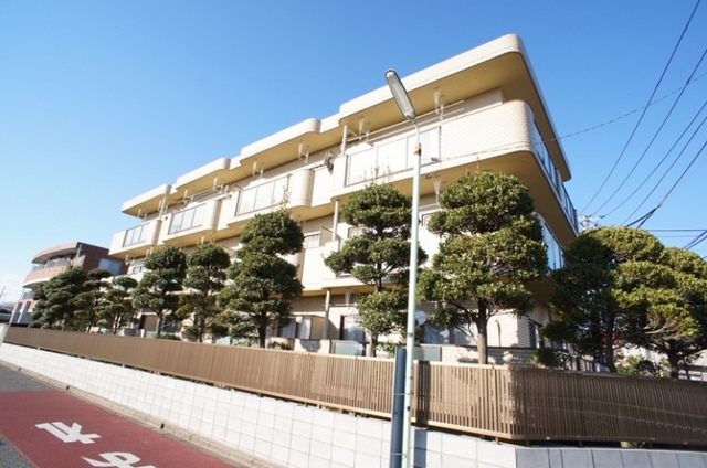 建物外観　丈夫で安心の鉄筋コンクリート造マンションです☆