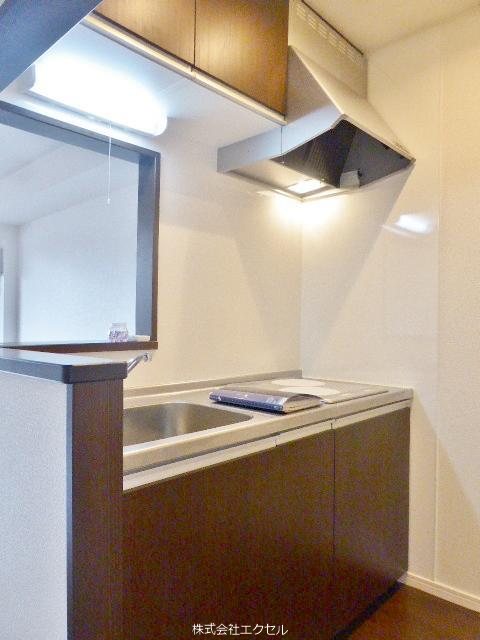キッチン　同建物の別部屋の写真