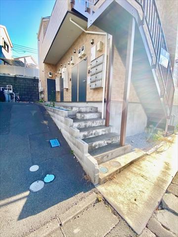 相鉄いずみ野線 二俣川駅 徒歩13分 2階建 築11年の外観写真
