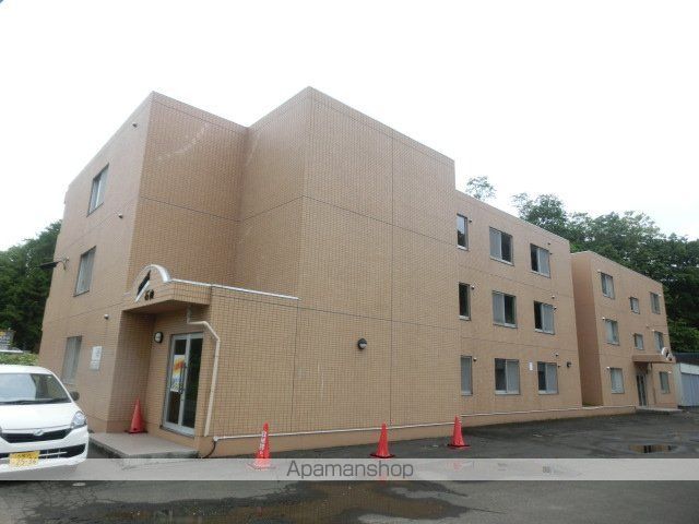 フリューゲル石山の外観写真