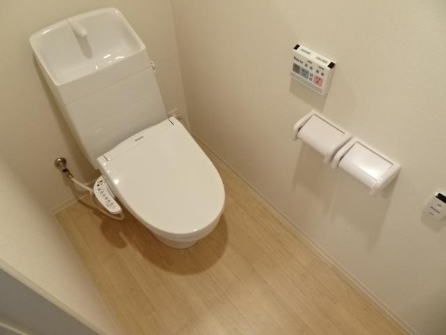 トイレ　シャワー付トイレ