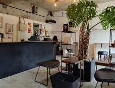 飲食店　Chai Cafe 687(ロパナ)（飲食店）まで394m