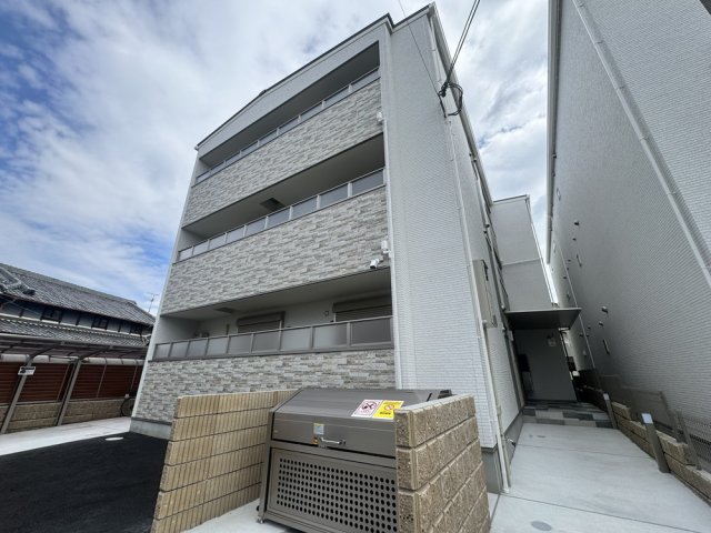 近鉄南大阪線 河内松原駅 徒歩12分 築1年