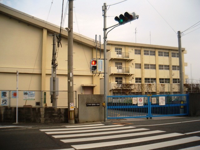 【小川ハイツの小学校】