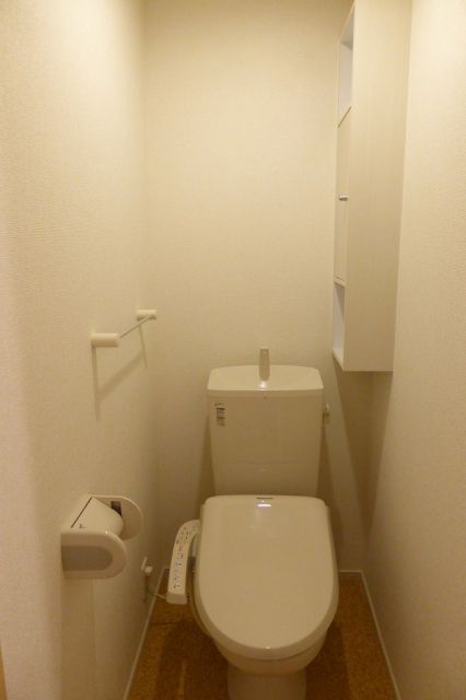 【グランドノーブル松山　Ａのトイレ】