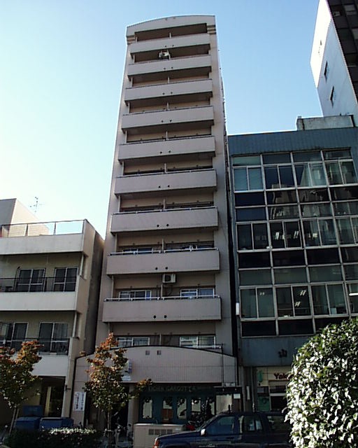 名古屋市中区栄のマンションの建物外観