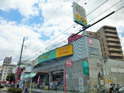 【大阪市住之江区西住之江のマンションのドラックストア】