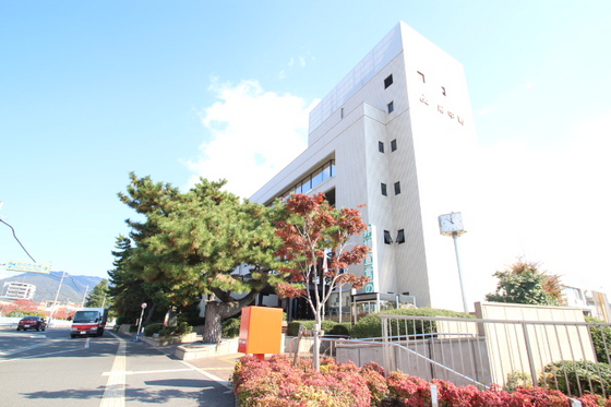 【エクセレント安田Ｄ館の銀行】