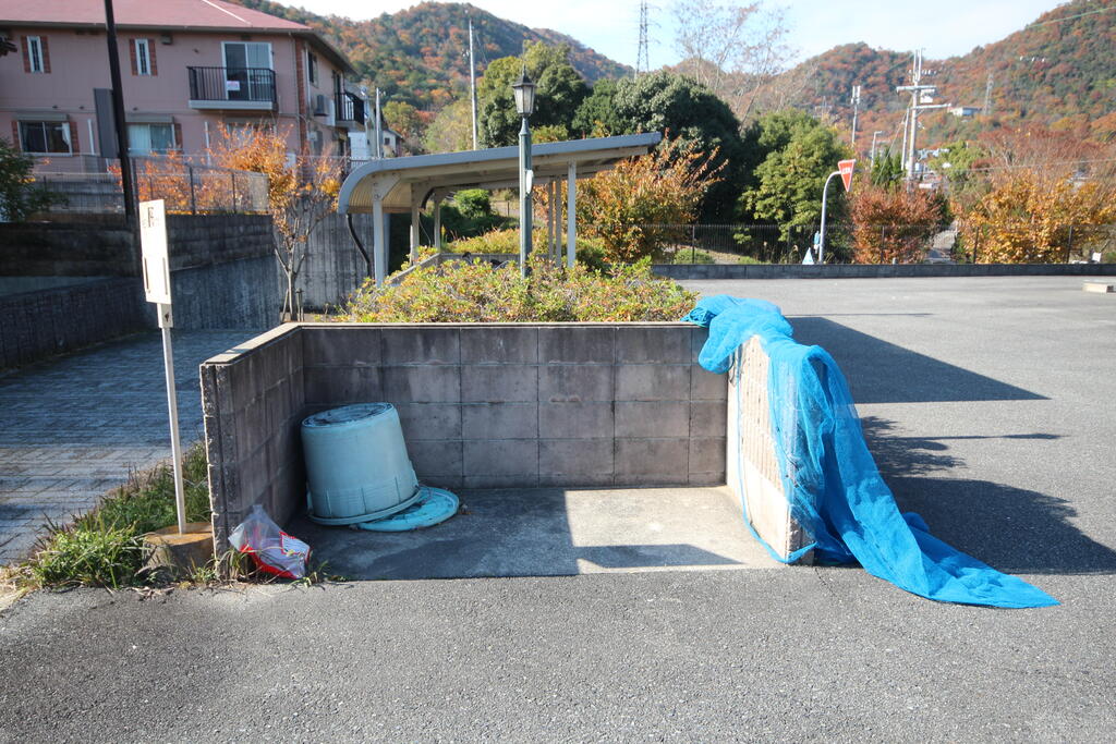 【西脇市野村町茜が丘のアパートのその他共有部分】