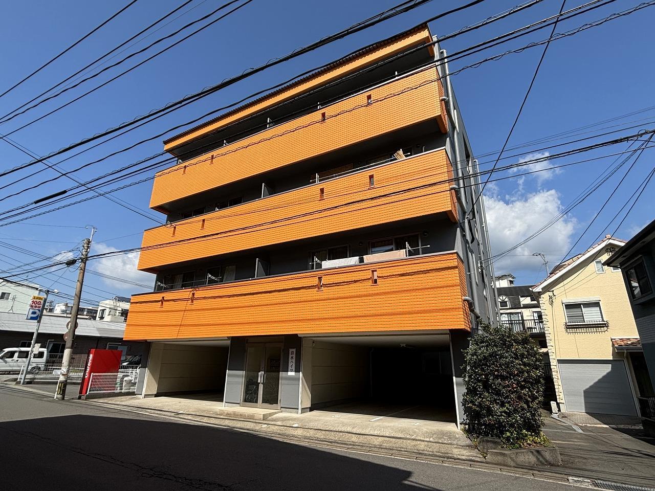 清水ハイツの建物外観