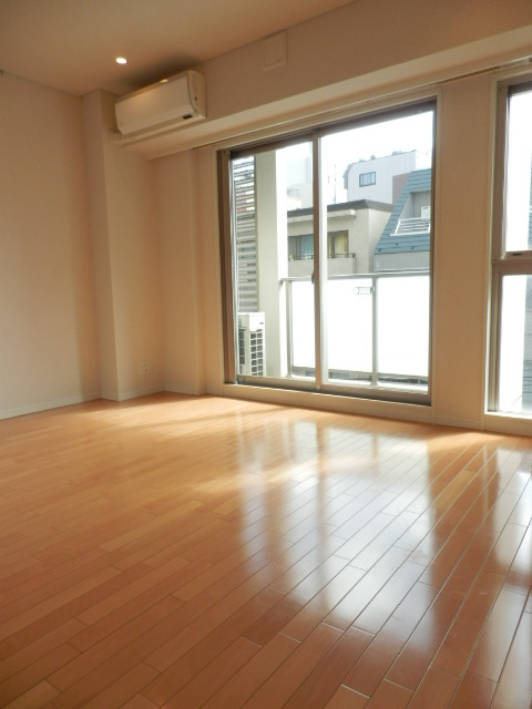 居室・リビング　居室