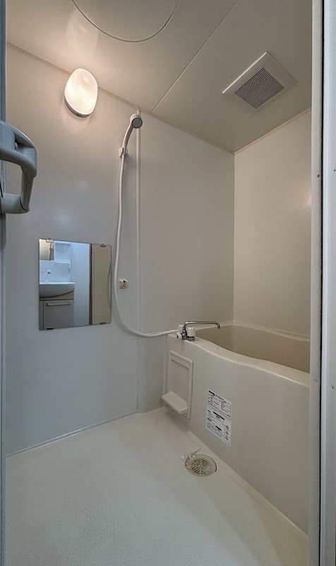 バス・シャワールーム　図面と現状に相違がある場合には現状を優先