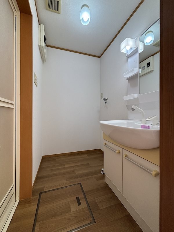 洗面設備　図面と現状に相違がある場合には現状を優先