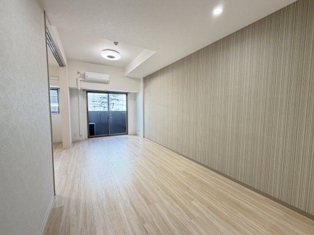 バス・シャワールーム　※602号室にて撮影(反転タイプ)