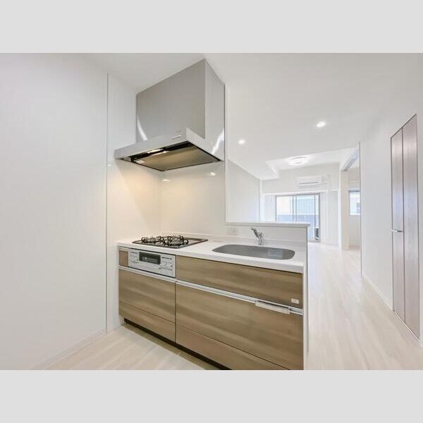 キッチン　※602号室にて撮影(反転タイプ)