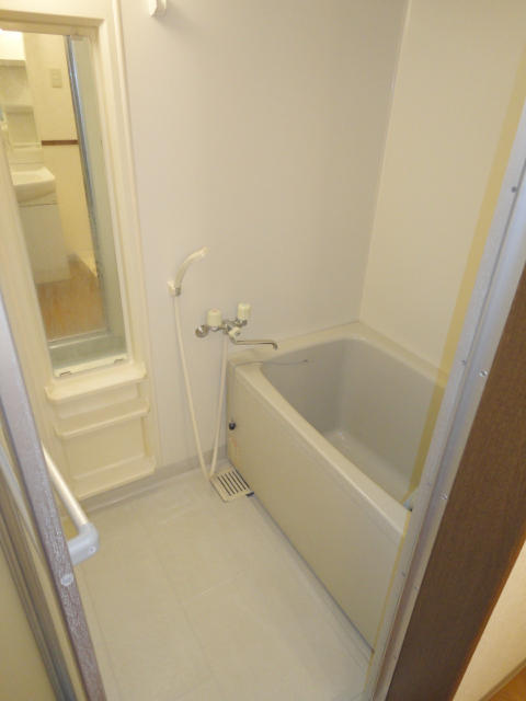 バス・シャワールーム　お風呂です
