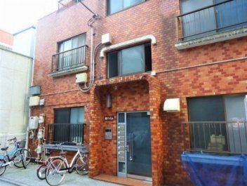 建物外観　エントランス