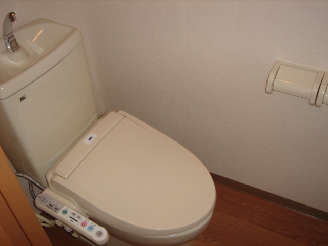 トイレ　シャワー付トイレ