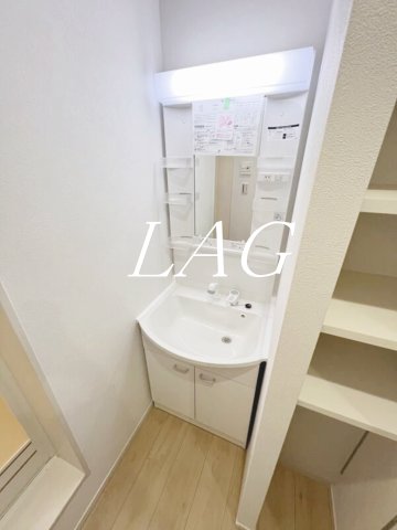 洗面設備　洗面台です。