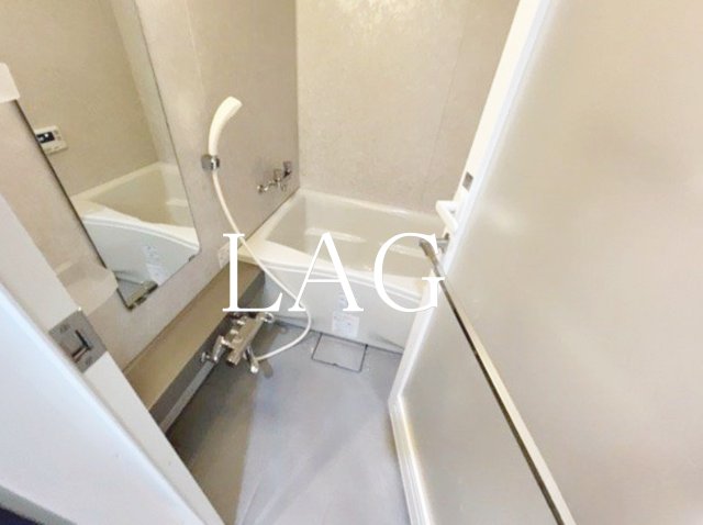 バス・シャワールーム　お風呂です。