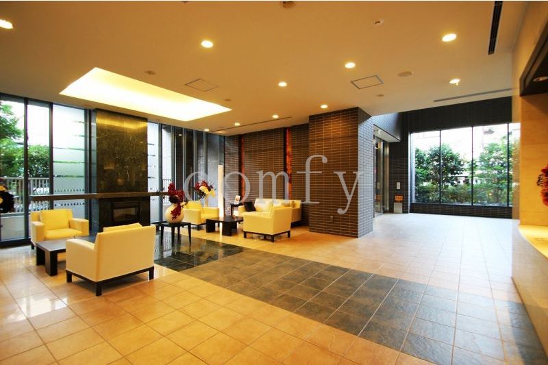 その他共有部分　高級感のあるエントランスホール