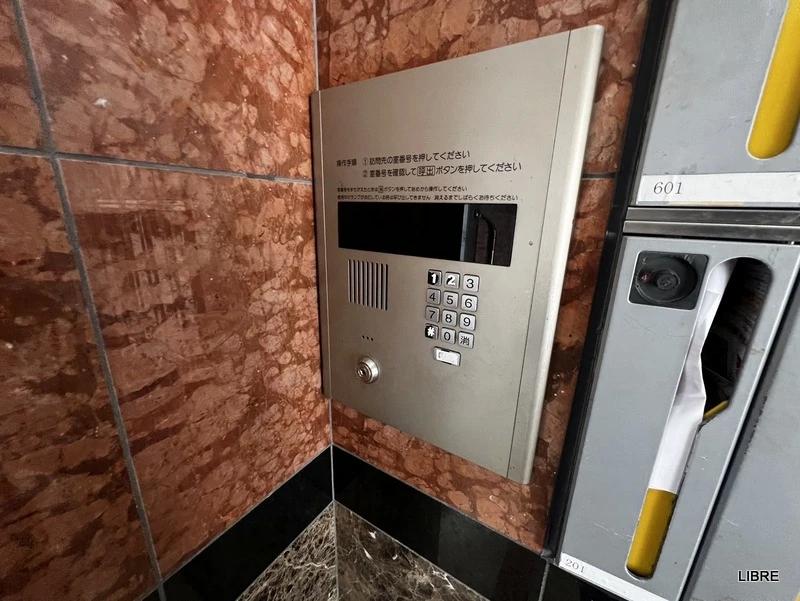 エントランス　オートロック完備！