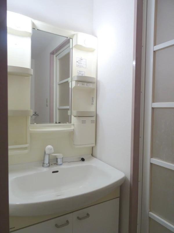 洗面設備　独立洗面台あります！