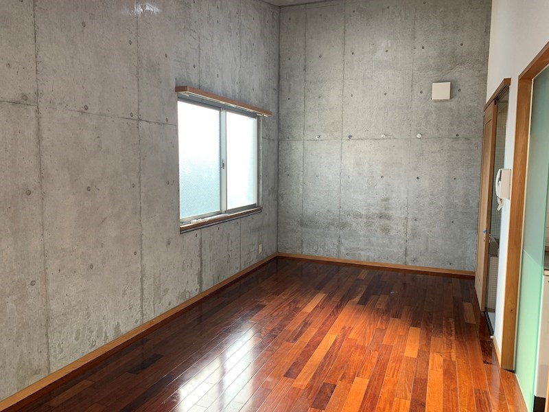 居室・リビング　反転タイプの写真です