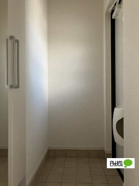プティットフルールIIの玄関写真