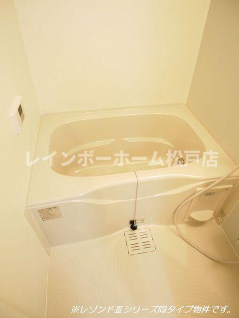 バス・シャワールーム　お風呂です
