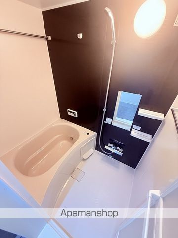 地下鉄千日前線 新深江駅 徒歩7分 3階建 築1年の風呂写真