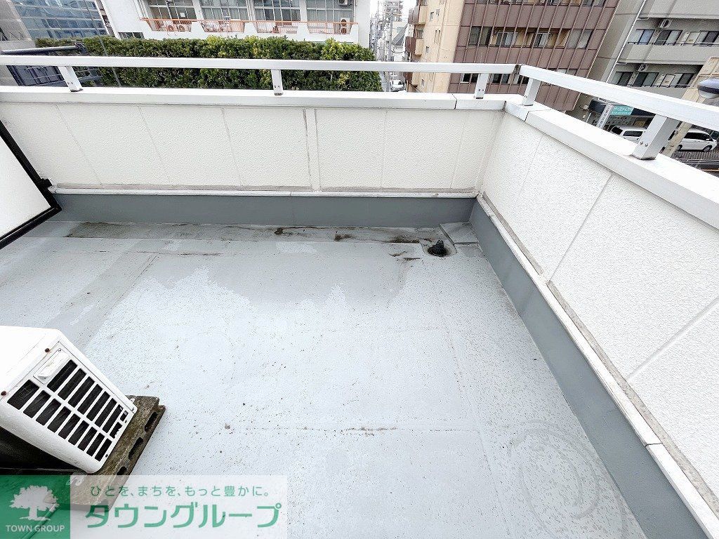 バルコニー　バルコニー