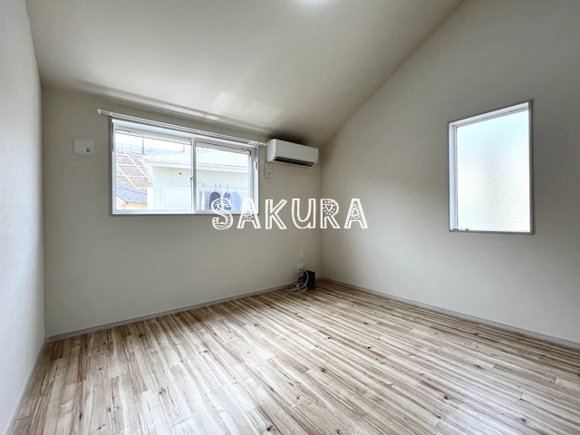 居室・リビング　開放感のあるゆったりとしたお部屋です♪