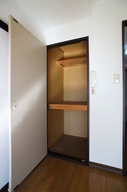 収納　別室参考写真
