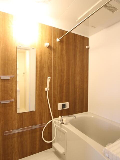 バス・シャワールーム　※他部屋参考写真