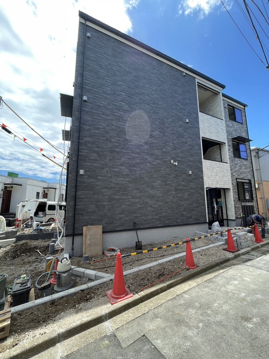 建物外観　建築中
