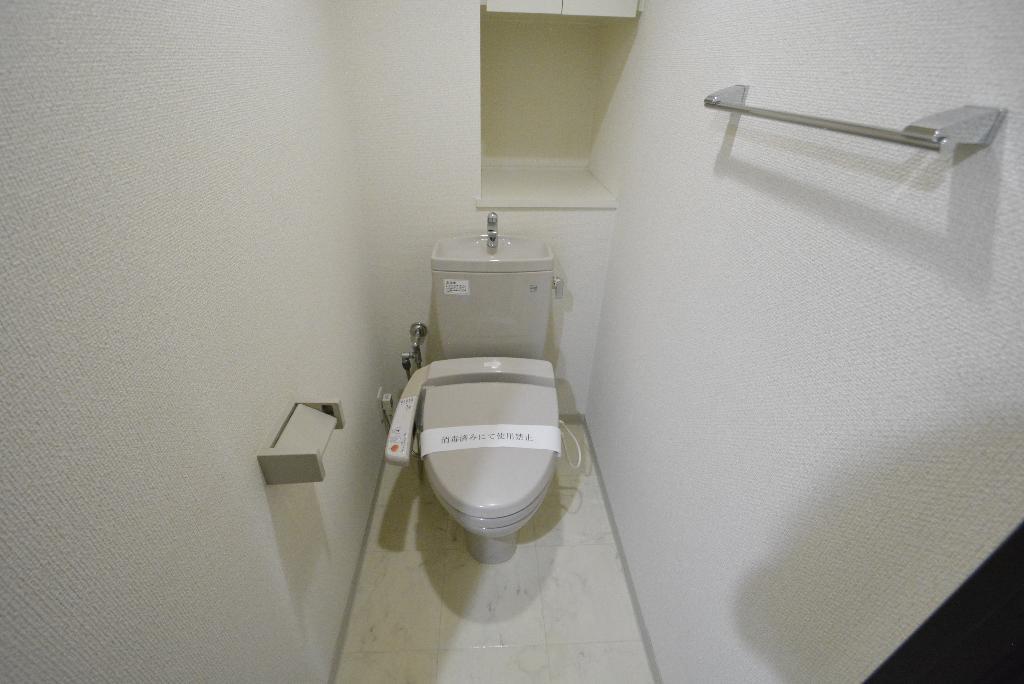 トイレ　シャワー付トイレ