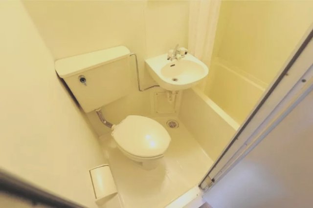 トイレ　清潔感のあるトイレです