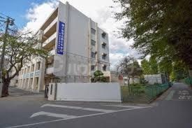 中学校　鎌ケ谷市立第三中学校（中学校）まで470m