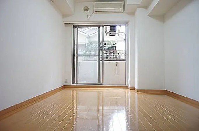 その他部屋・スペース　明るい色調の室内です