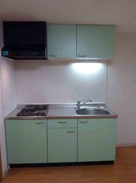 キッチン　※別部屋参考写真