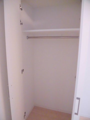 収納　カスタリア大井町