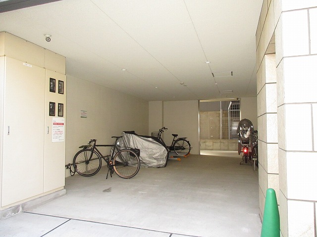 ＪＲ関西本線 東部市場前駅 徒歩5分 8階建 築10年の外観写真